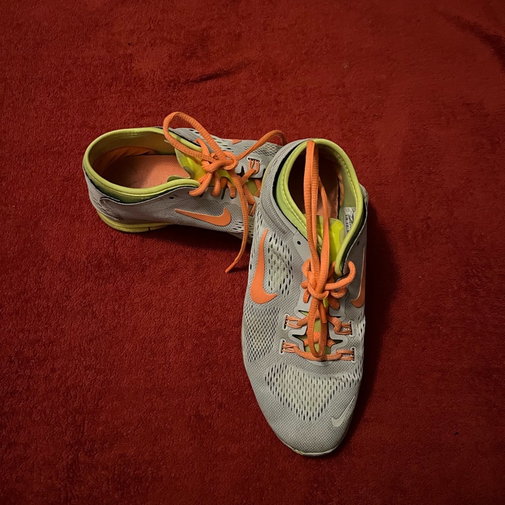 Women's Nike Free size 8